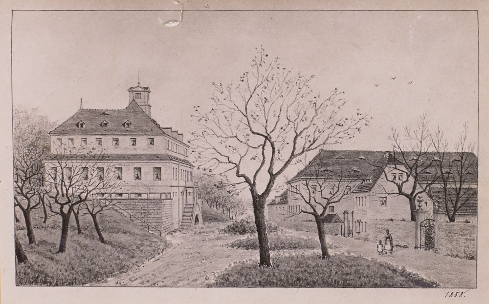 Budapester Straße 32