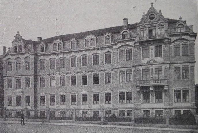 Budapester Straße (Chemnitzer Straße 4a)