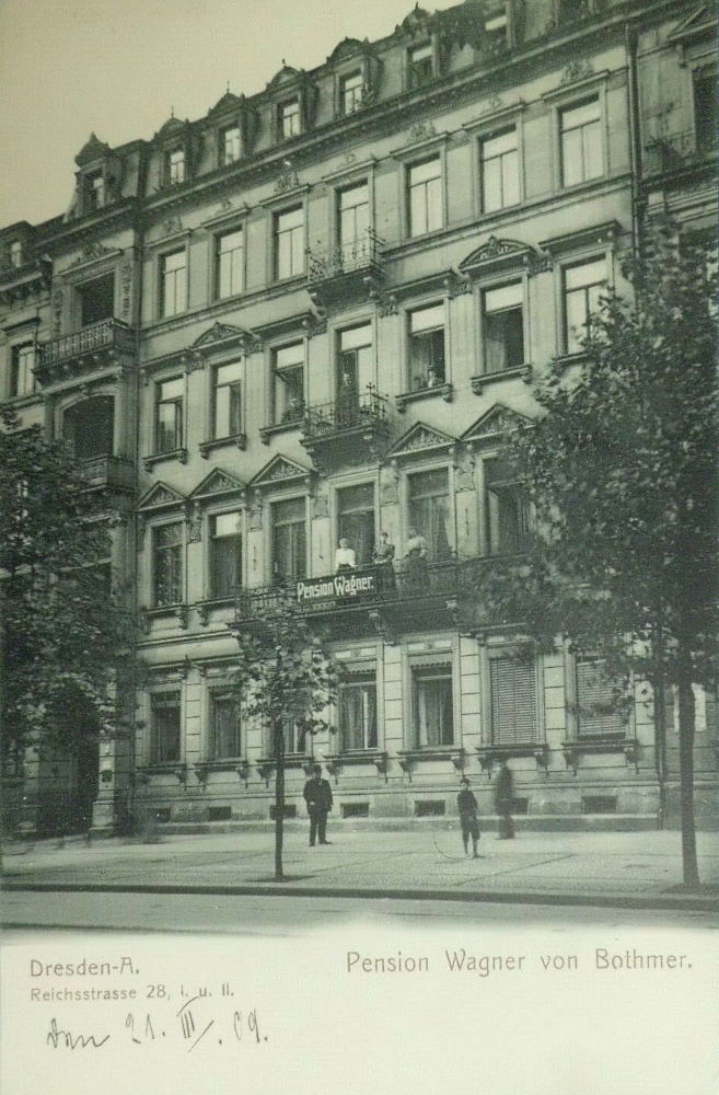 Fritz-Löffler-Straße 28