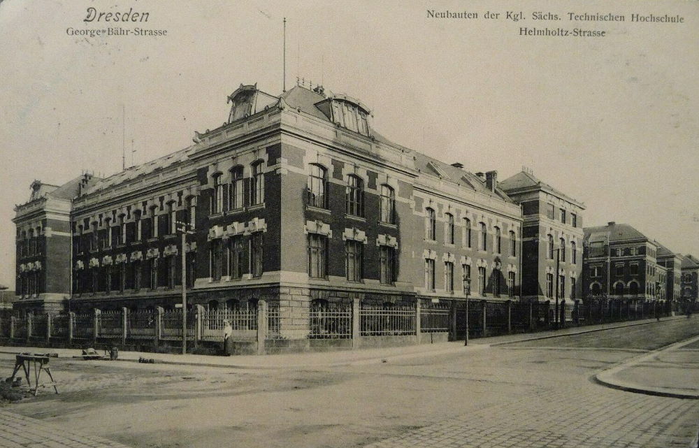 Helmholtzstraße 5