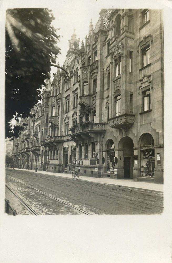 Münchner Straße 11