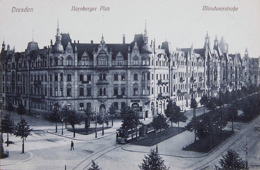 Nürnberger Platz 5 / Münchner Straße / Hettnerstraße