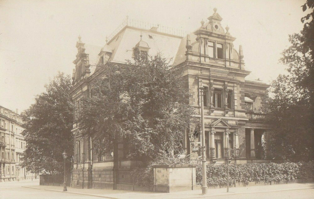 Schnorrstraße 2