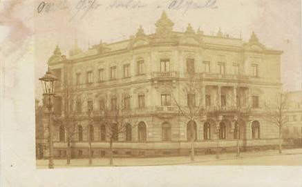 Fritz-Löffler-Straße 21
