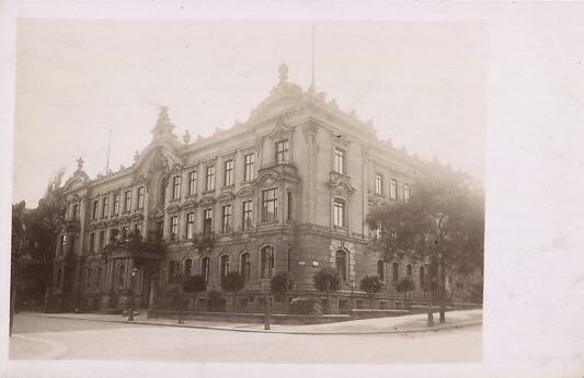 Lukasstraße 6