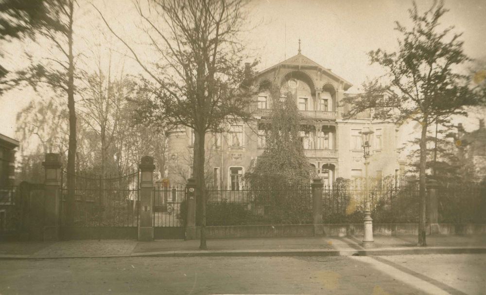 Schnorrstraße 61
