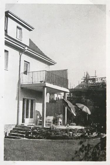 Uhlandstraße 48