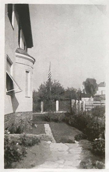 Uhlandstraße 48