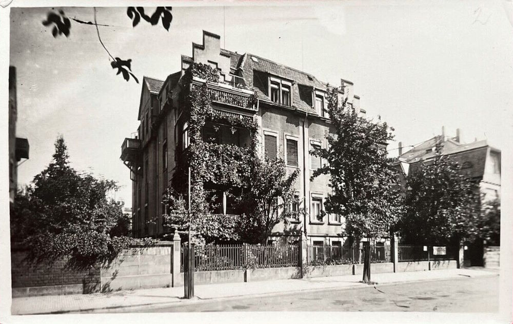 Burgsdorffstraße 8