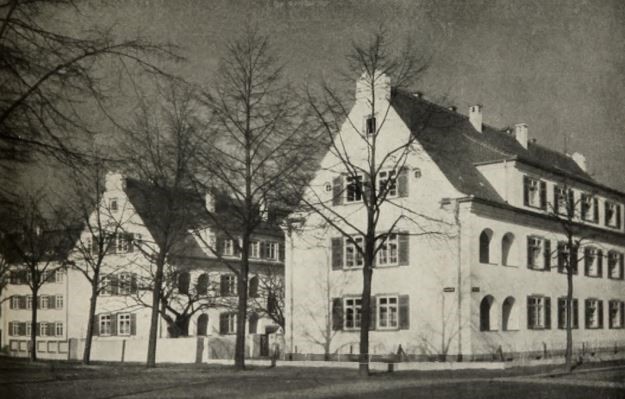 Kronenstraße 40 / Böttgerstraße