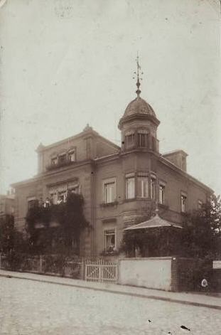Albert-Hensel-Straße 4 (Maria-Anna-Straße 4)