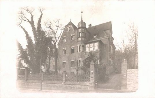 Schützenhofstraße 8