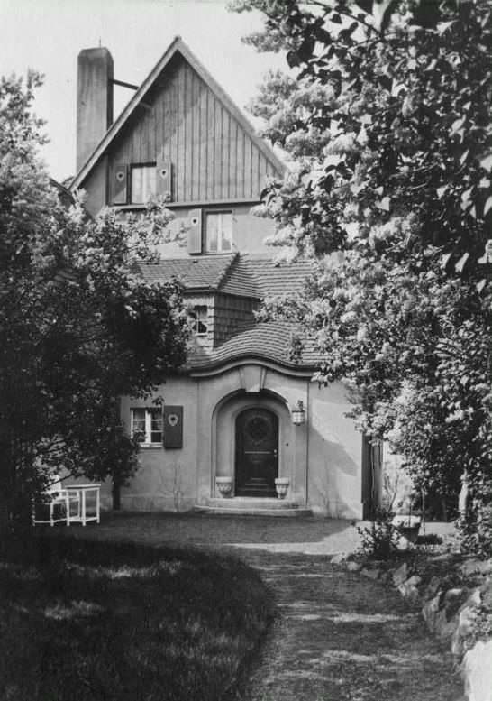 Weinbergstraße 15
