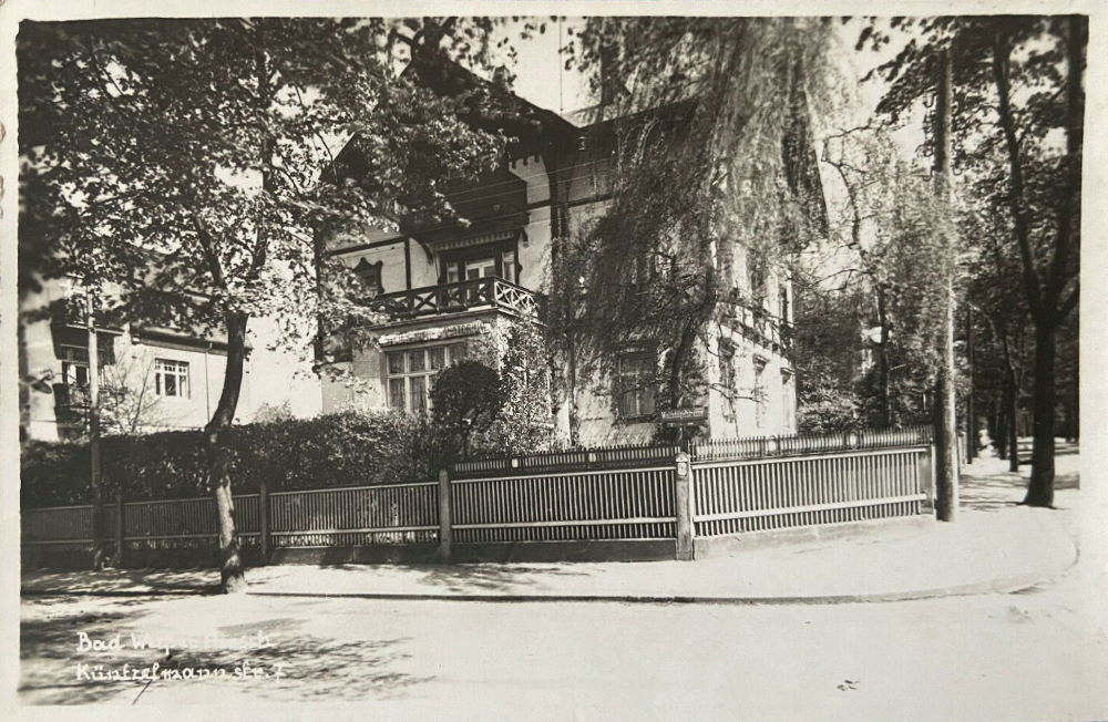 Küntzelmannstraße 7