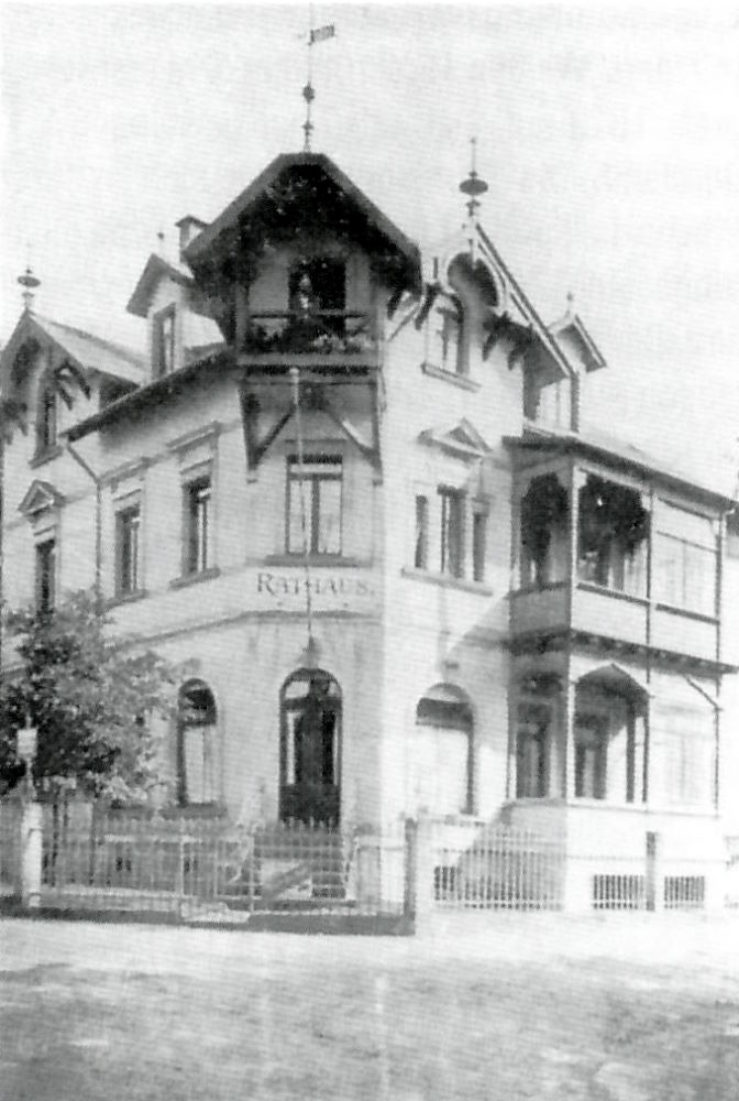 Luboldtstraße 24 (Schulstraße 2b) / Lahmannring (Rochwitzer Straße)