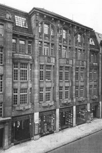 Annenstraße 4