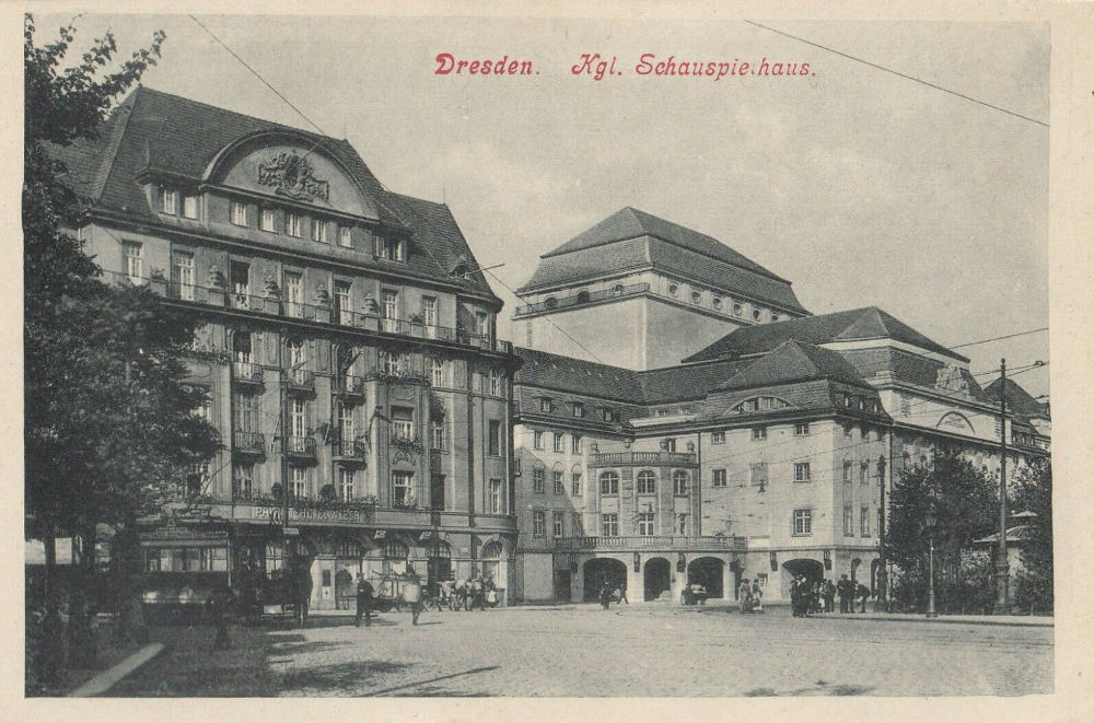 Ostraallee 1 / Postplatz