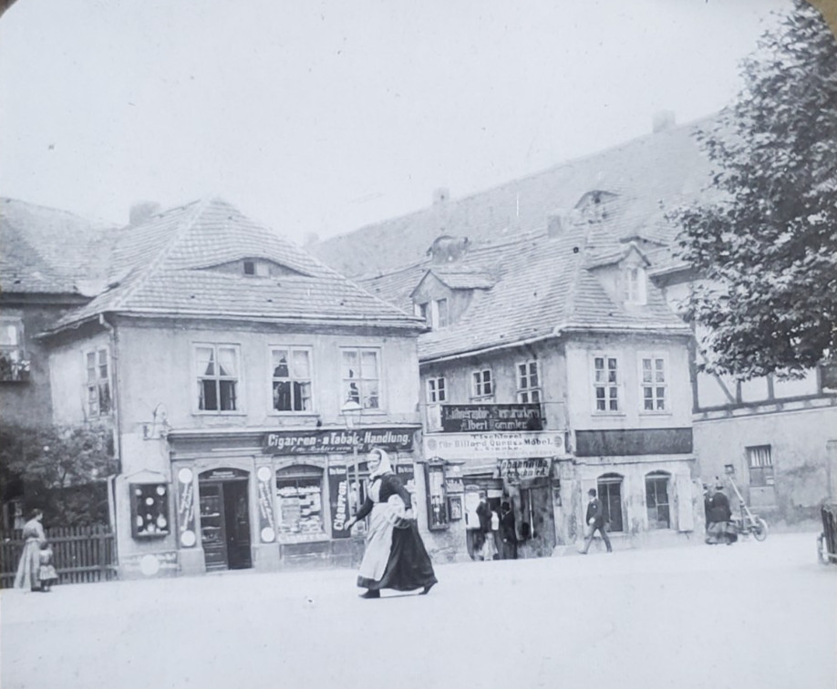 Ostraallee 7