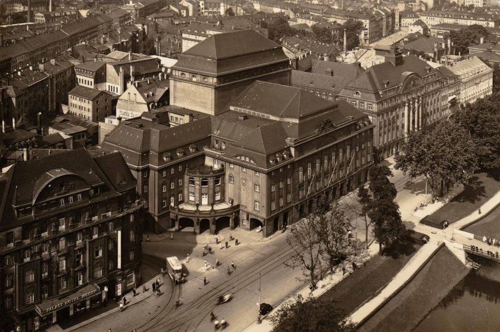 Ostraallee 3