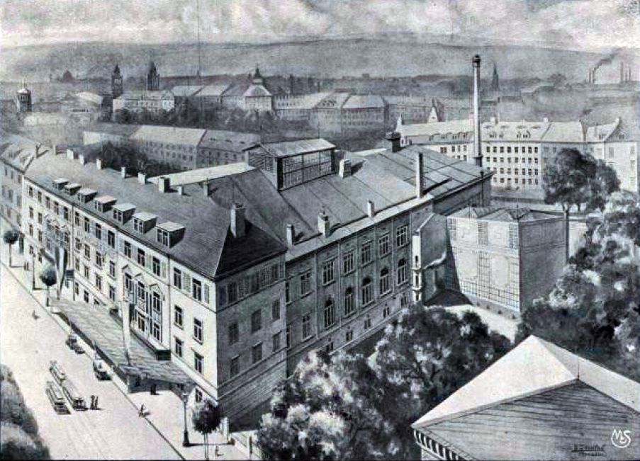 Ostraallee 13