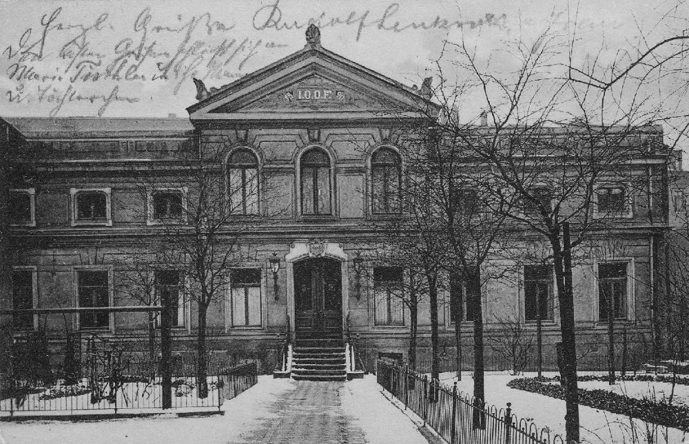 Ostraallee 27