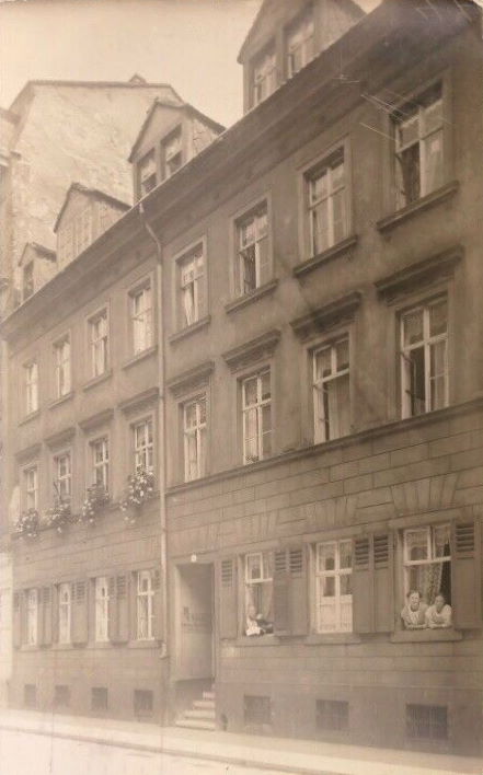 Reinhardstraße 16