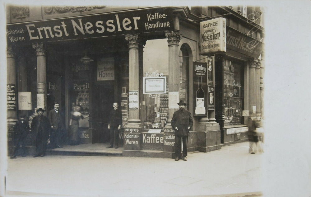Schweriner Straße 7 (-1946 Wettiner Straße 7) / Palmstraße